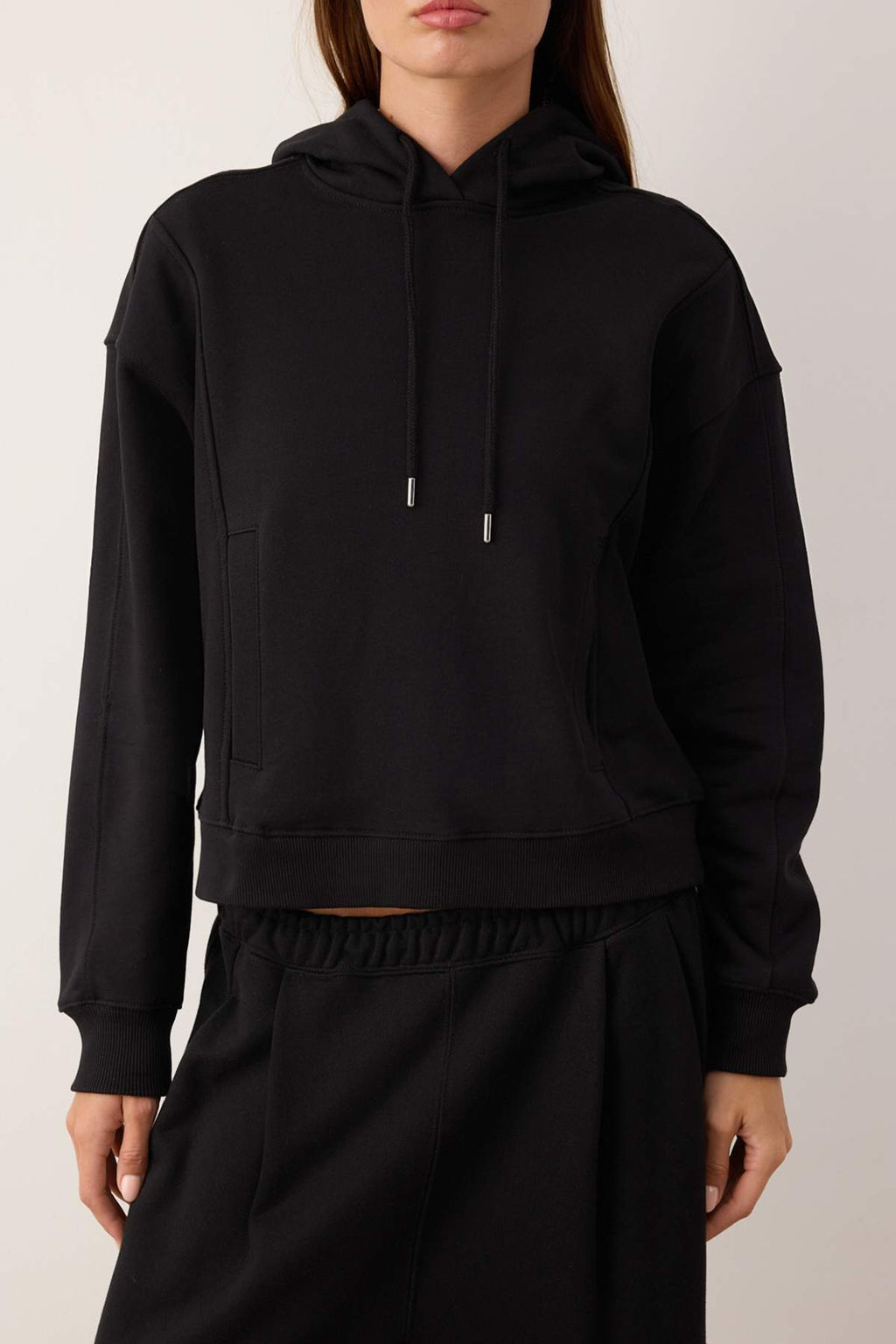 Siyah Premium Oversize/Genis Kal?p Kal?n Ici Polarl? Orme Sweatshirt TWOAW26SW00209