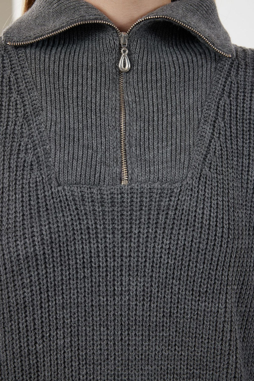 TRENDYOLMILLA Tas Mini Triko Fermuarl? Elbise TWOAW24EL00062  фото 19