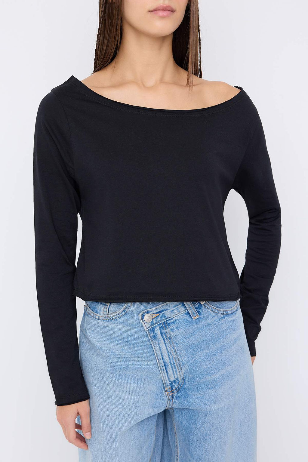 Teen Siyah-Beyaz %100 Pamuk Asimetrik Kay?k Yaka Relaxed/Rahat Kesim Orme T-Shirt TWOAW26TS00016 - Trendyolmilla фото 8