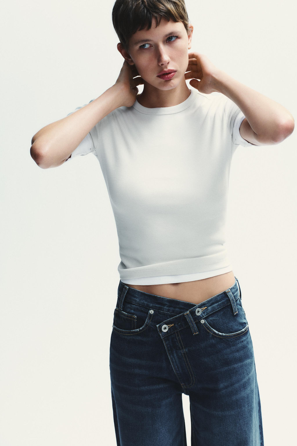 TRF WIDE-LEG CROSSED WAIST HIGH-WAIST JEANS - Zara фото 3