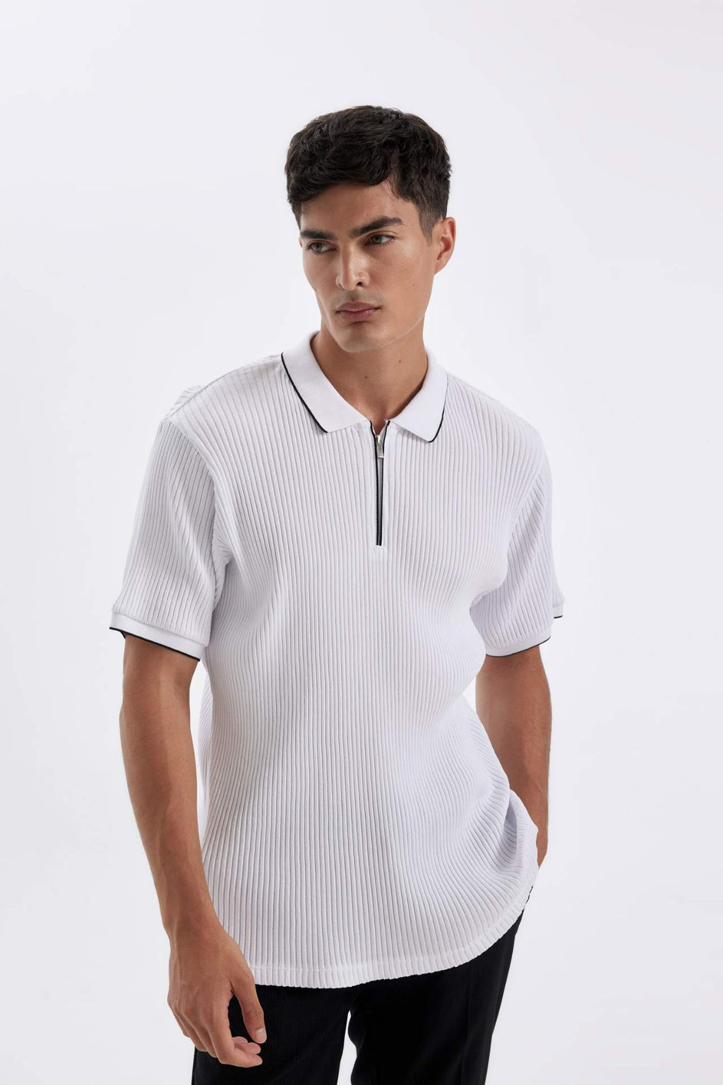 Slim Fit Dar Kesim Fermuarl? K?sa Kollu Polo Tisort - Defacto фото 9