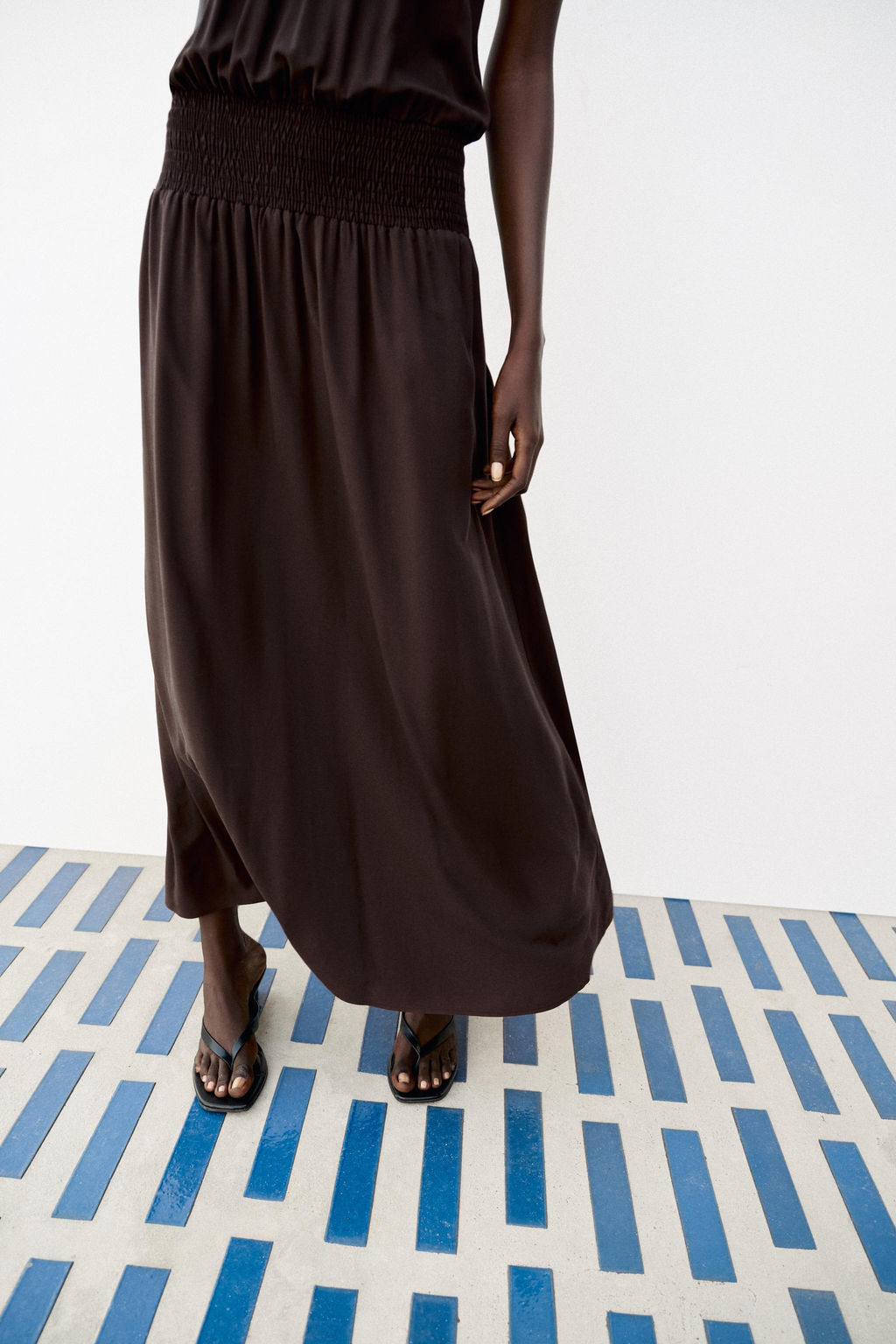 VESTIDO HALTER ABALORIOS / Marr?n - Zara фото 4
