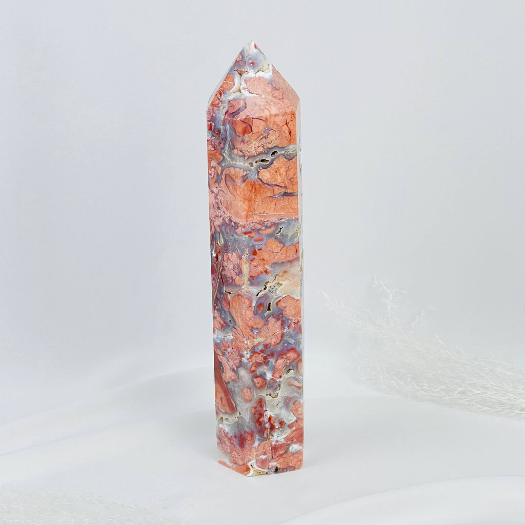Кристалл из розового цветочного Агата