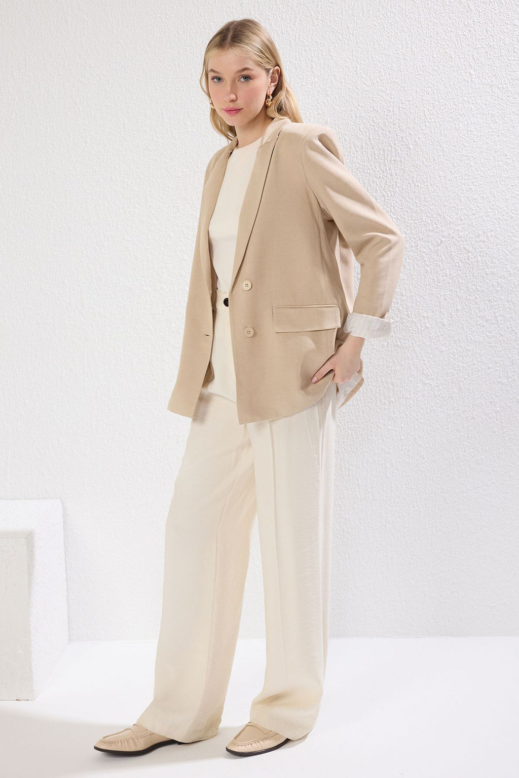 TRENDYOLMILLA Vizon Astar Detayl? Regular Blazer Ceket TWOSS25BC00029  фото 2