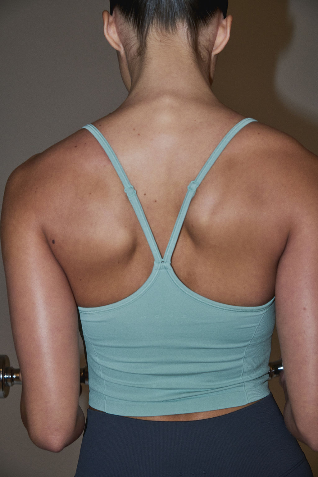 Top de deporte seamless con DryMove - H&m фото 11
