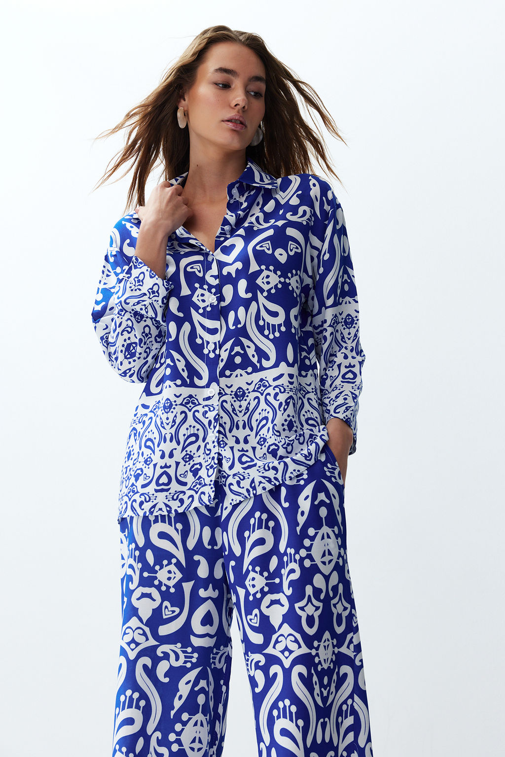 Mavi Zebra Desenli Dokuma Gomlek-Pantolon Tak?m TWOSS24AU00082