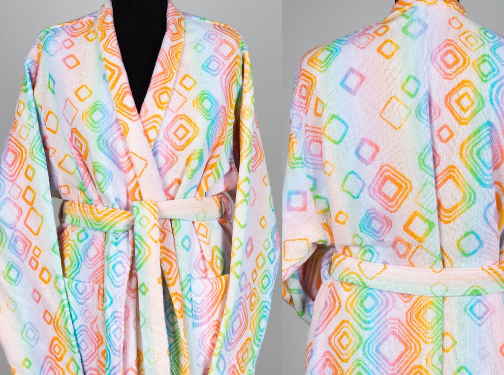 7с51.200.1 158-164/108 (св. радужка) Халат женский