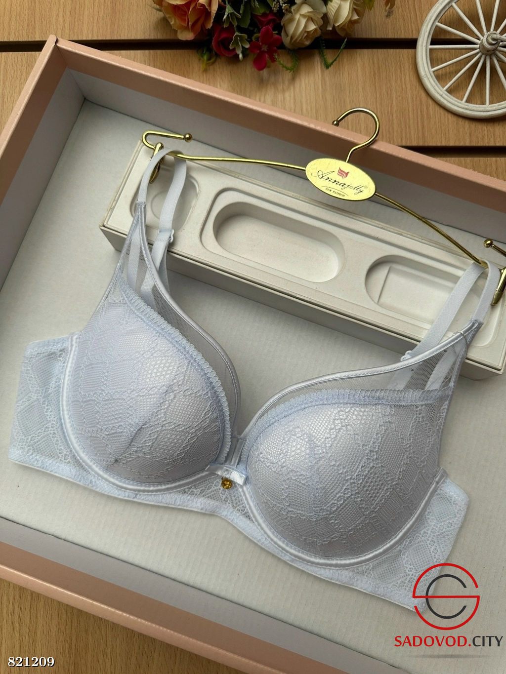 Бюстгальтер кружевной с пуш ап