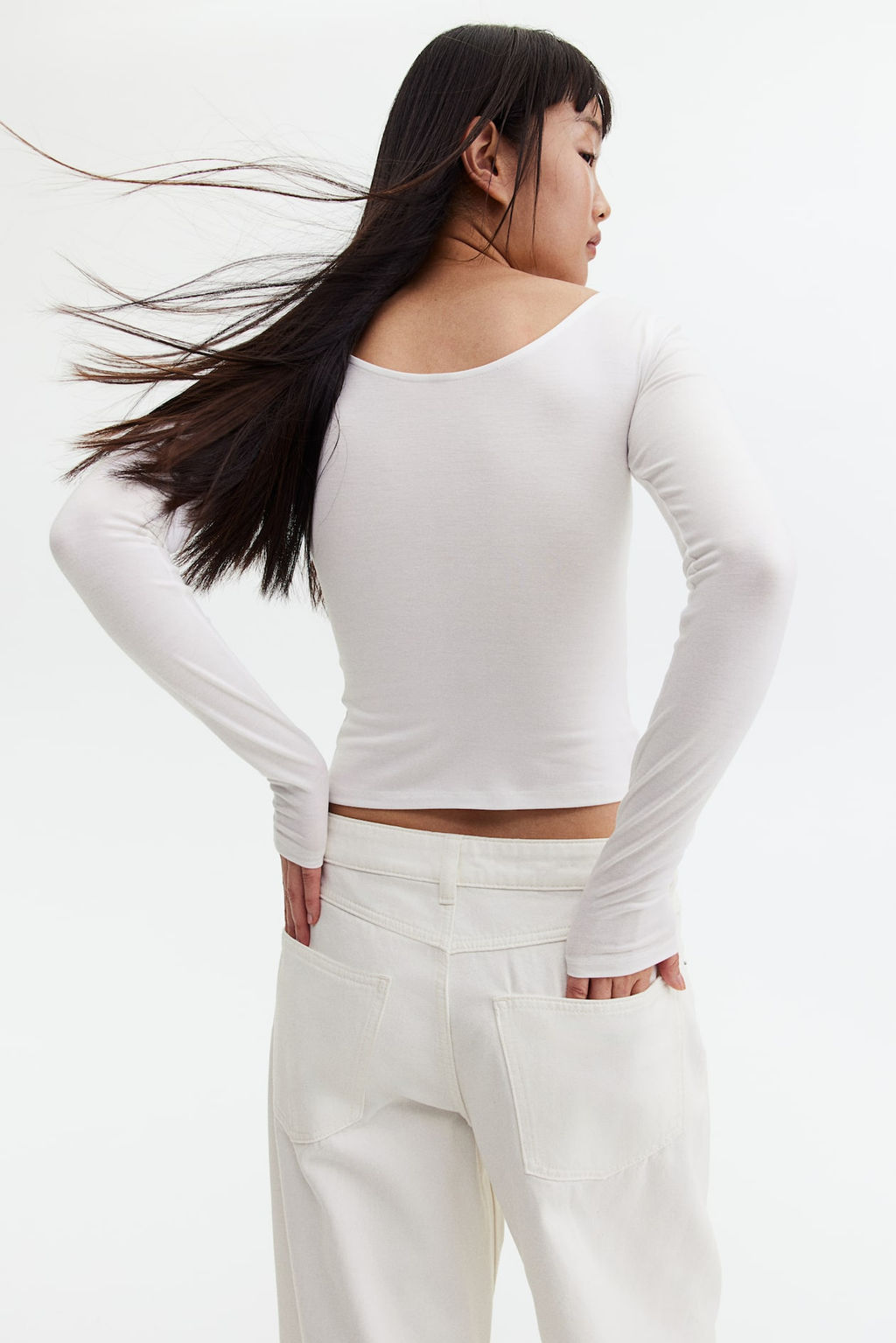 Top de manga larga con cadena decorativa - H&m фото 3