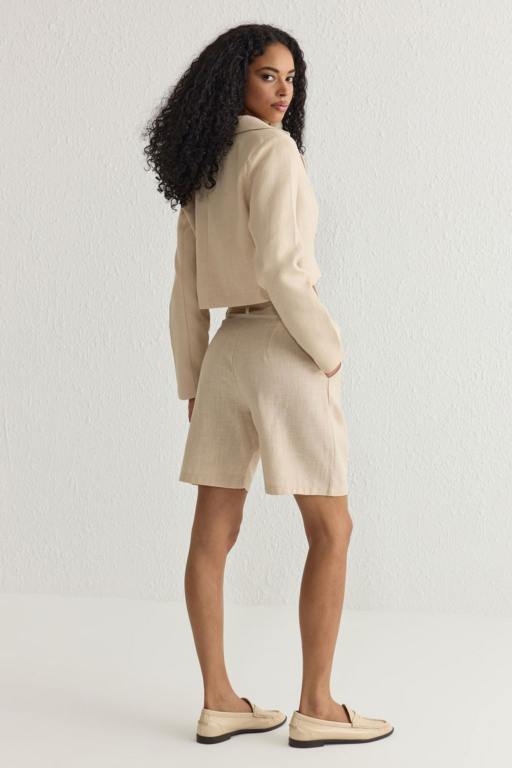 TRENDYOLMILLA Haki Keten Gorunumlu Regular Boy Dokuma Sort & Bermuda TWOSS25SR00030 фото 5