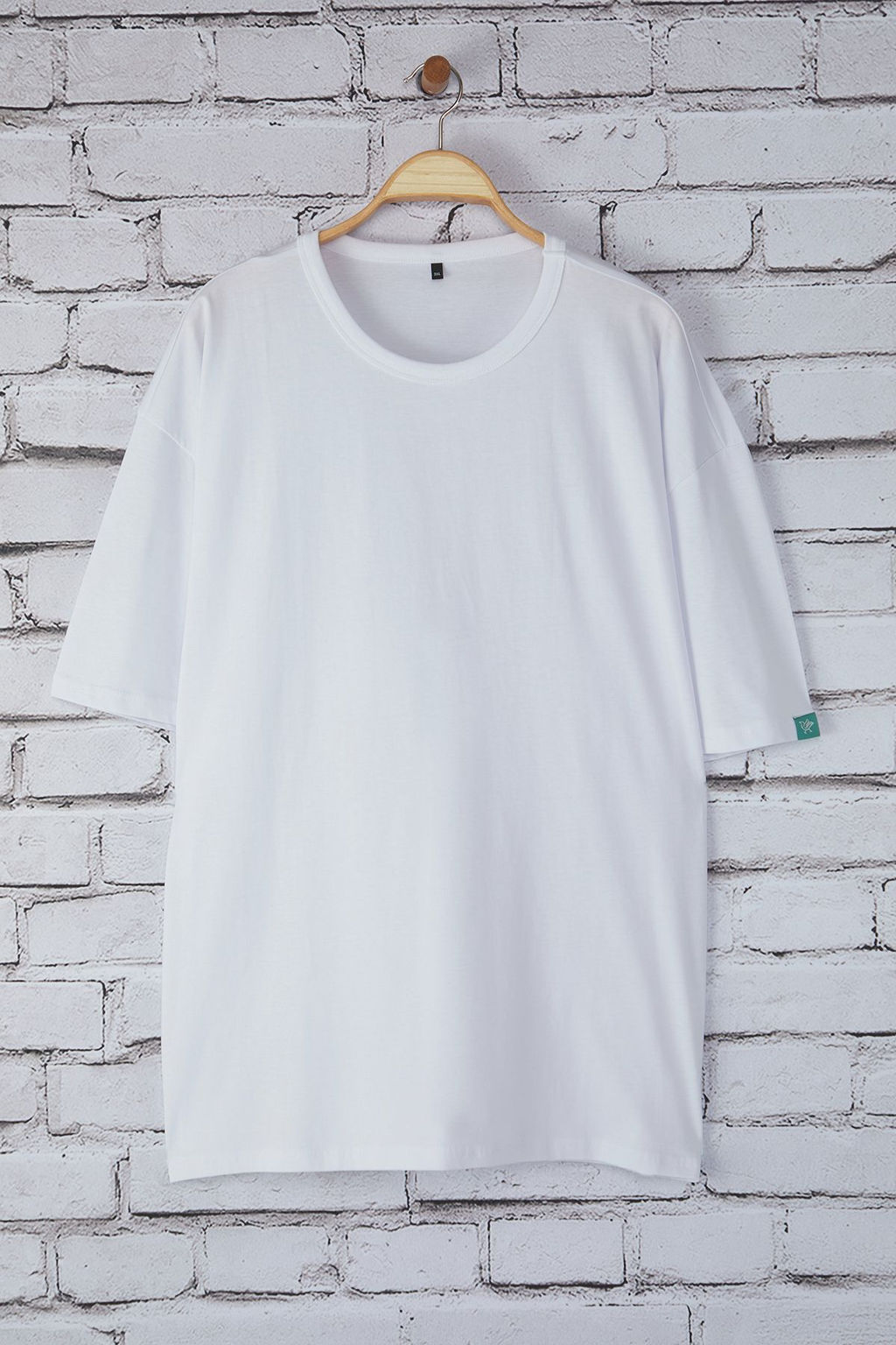 TRENDYOL MAN Beyaz Buyuk Beden Oversize/Genis Kesim %100 Pamuklu Etiketli T-Shirt TMNSS25BF00036 - Trendyolmilla фото 2
