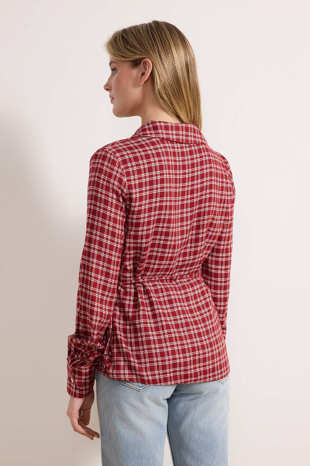 K?rm?z? Kruvaze Baglama Detayl? Viskon Dokuma Bluz TWOSS26BZ00205