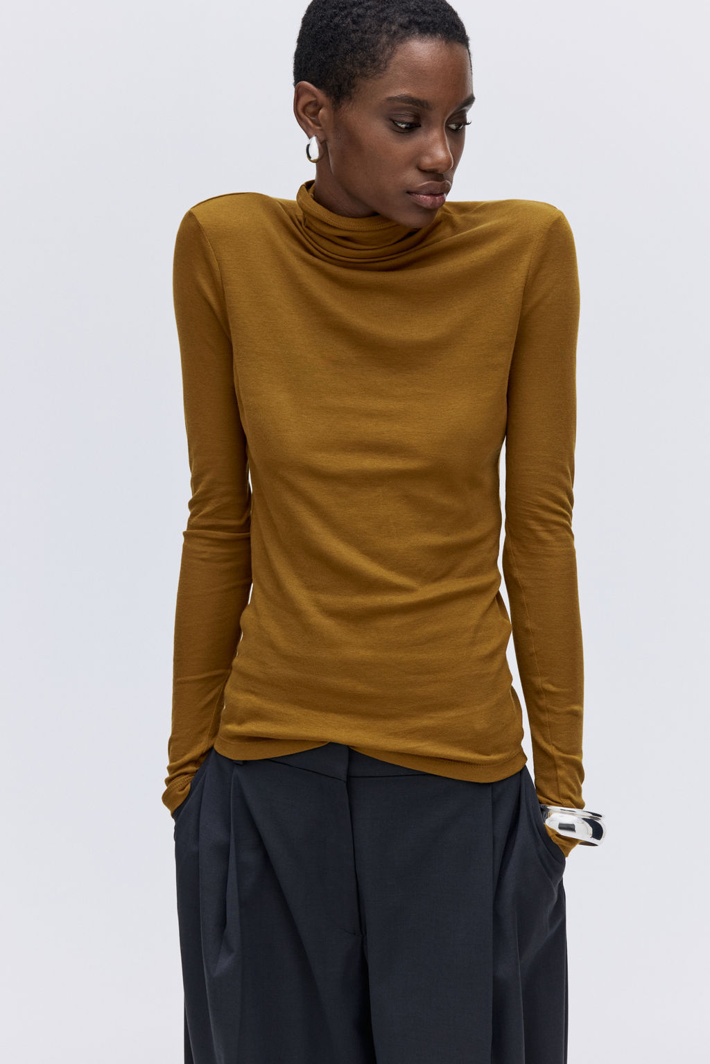 Top de algod?n pima con cuello perkins - H&m фото 5
