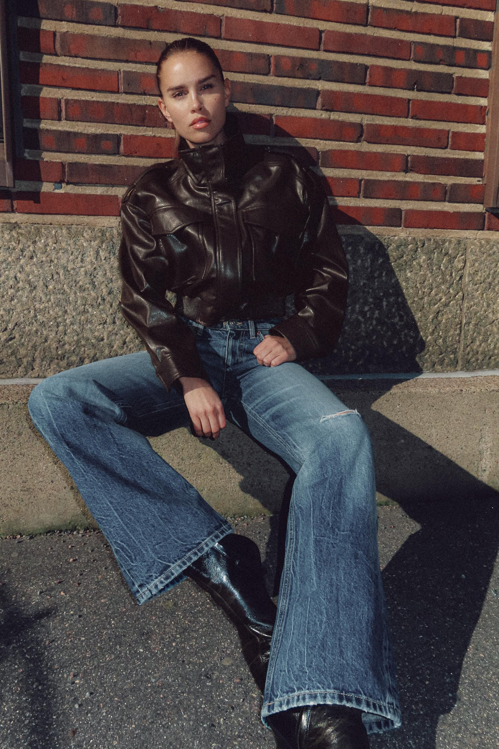 SHORT FAUX LEATHER JACKET - Zara фото 9