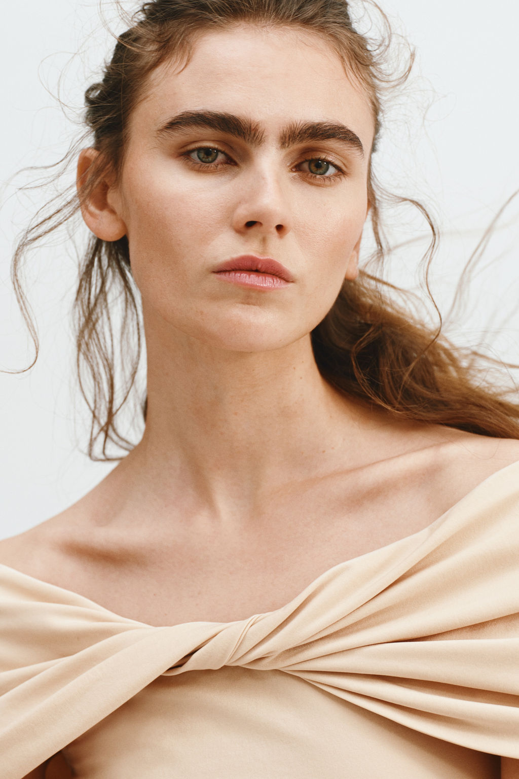 Top off-the-shoulder con detalle girado - H&m фото 4