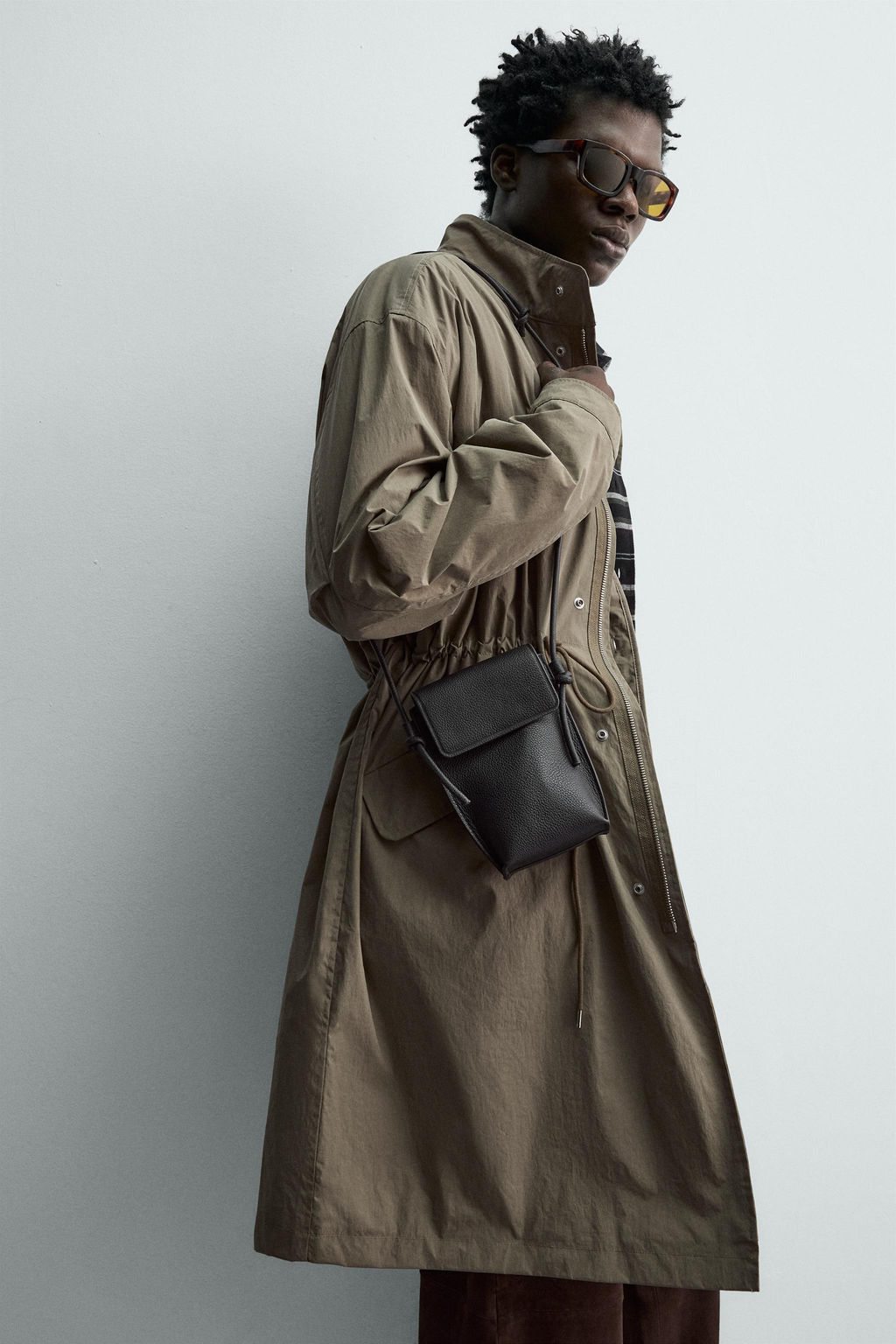LEATHER CROSSBODY BAG - Zara фото 3