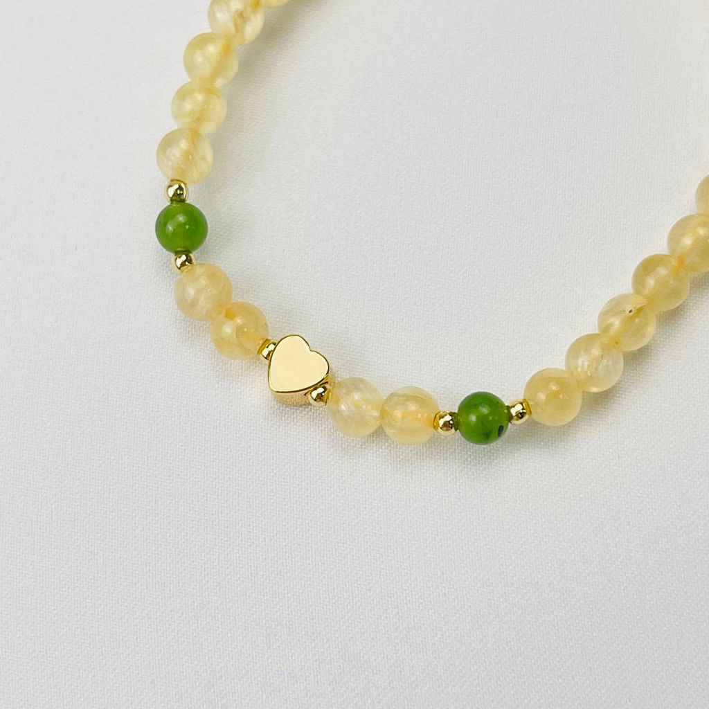Браслет детский из Селенита и Нефрита со вставкой "Сердце" 14 см