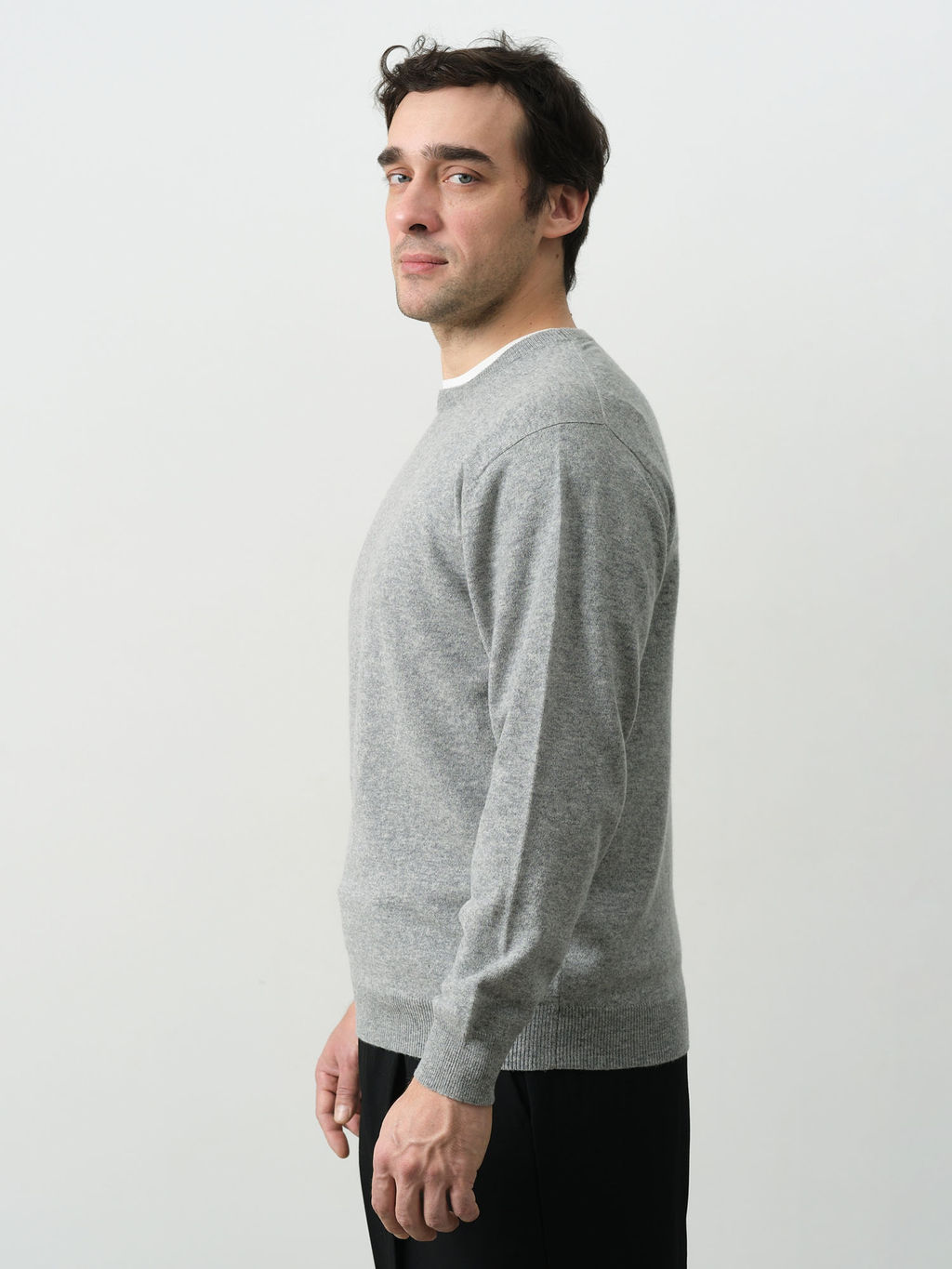 Джемпер из кашемира и шерсти 12M02004 серый