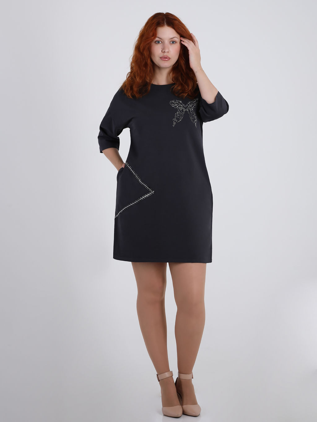 Платье красивое со стразами