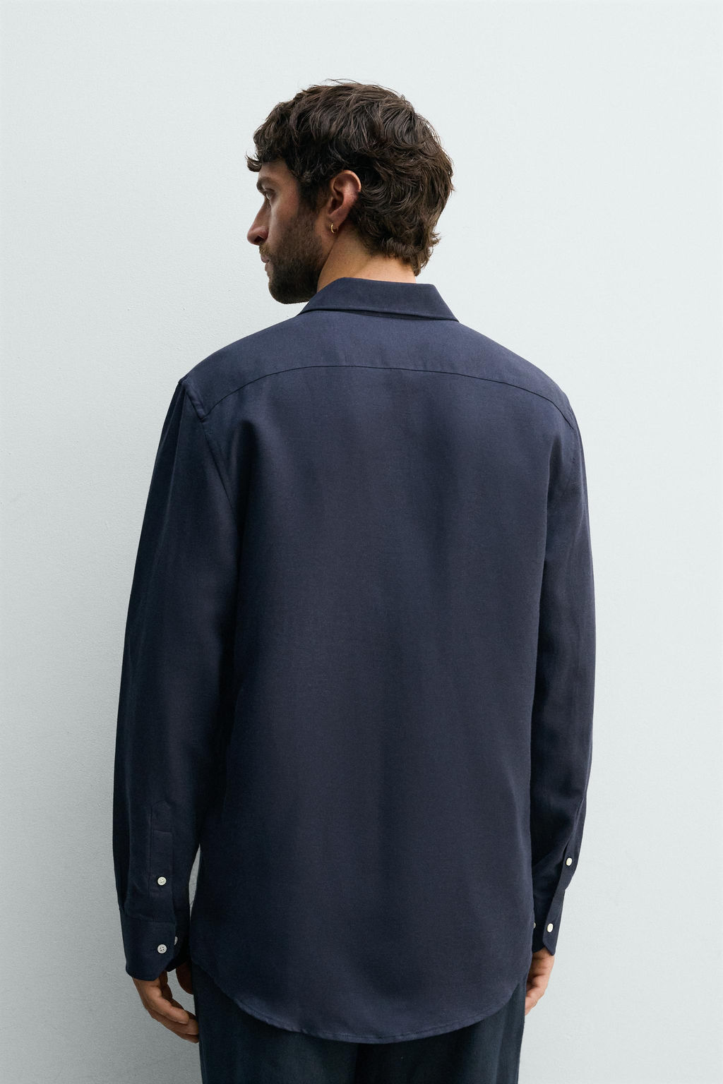 CAMISA REGULAR FIT LINO - LYOCELL / Marino - Zara фото 3