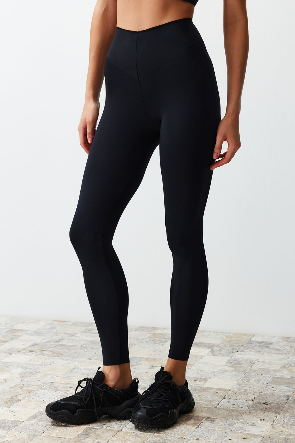 Premium Siyah 2. Katman ile Ekstra Kar?n Toparlay?c? Push Up Tam Boy Orme Spor Tayt THMSS24TY00015 - Trendyolmilla фото 6