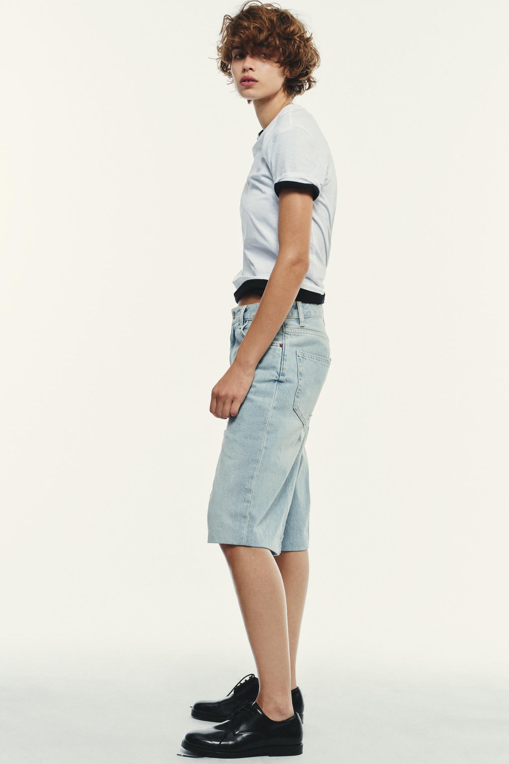 TRF RIPPED MID-RISE DENIM JORTS - Zara фото 3