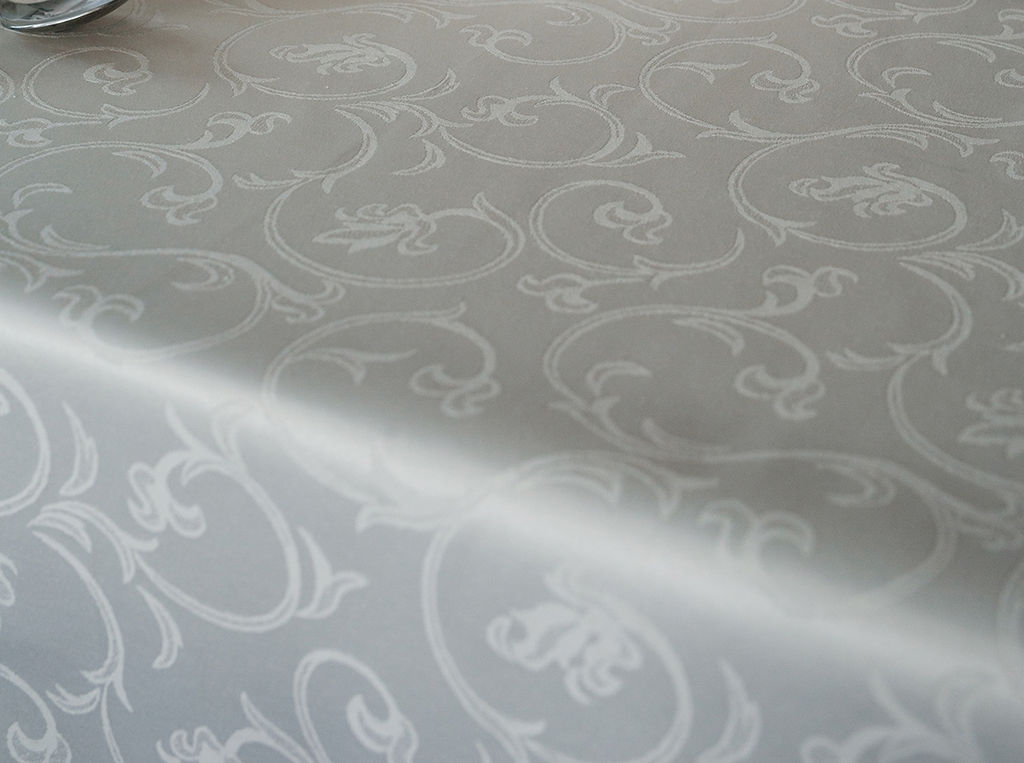 Скатерть Ж120-2233/110701П 150x120