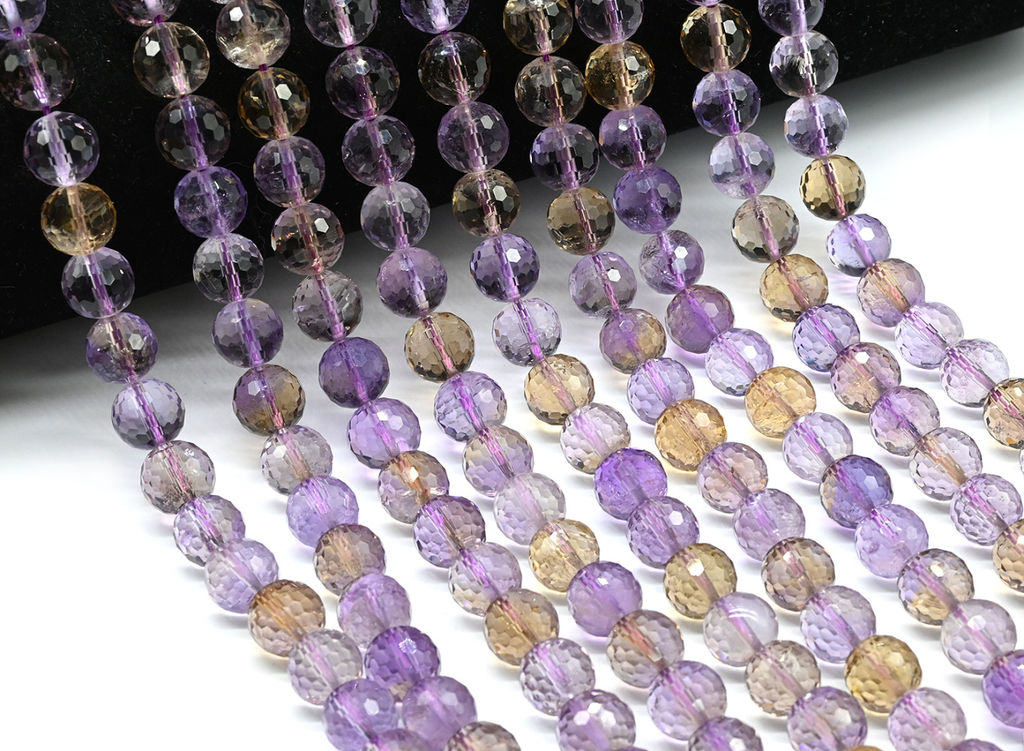 Бусины из аметрина шарик гр.10мм, 40см, 43 бусины, 51г Радуга камня