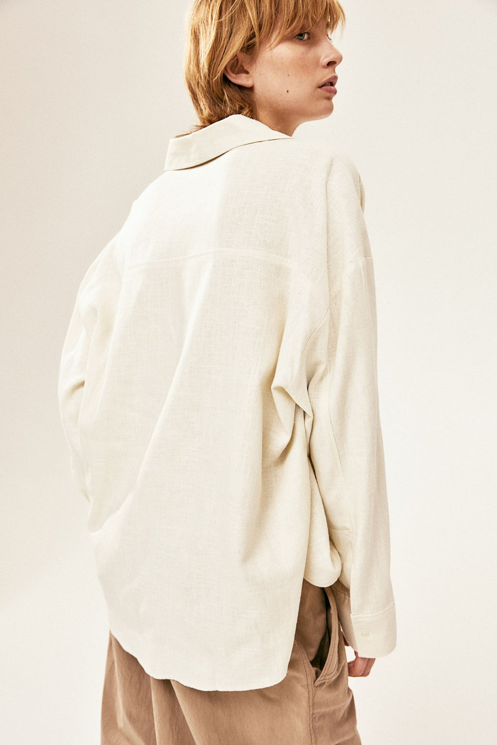 Camisa cargo oversize en mezcla de lino - H&m фото 3