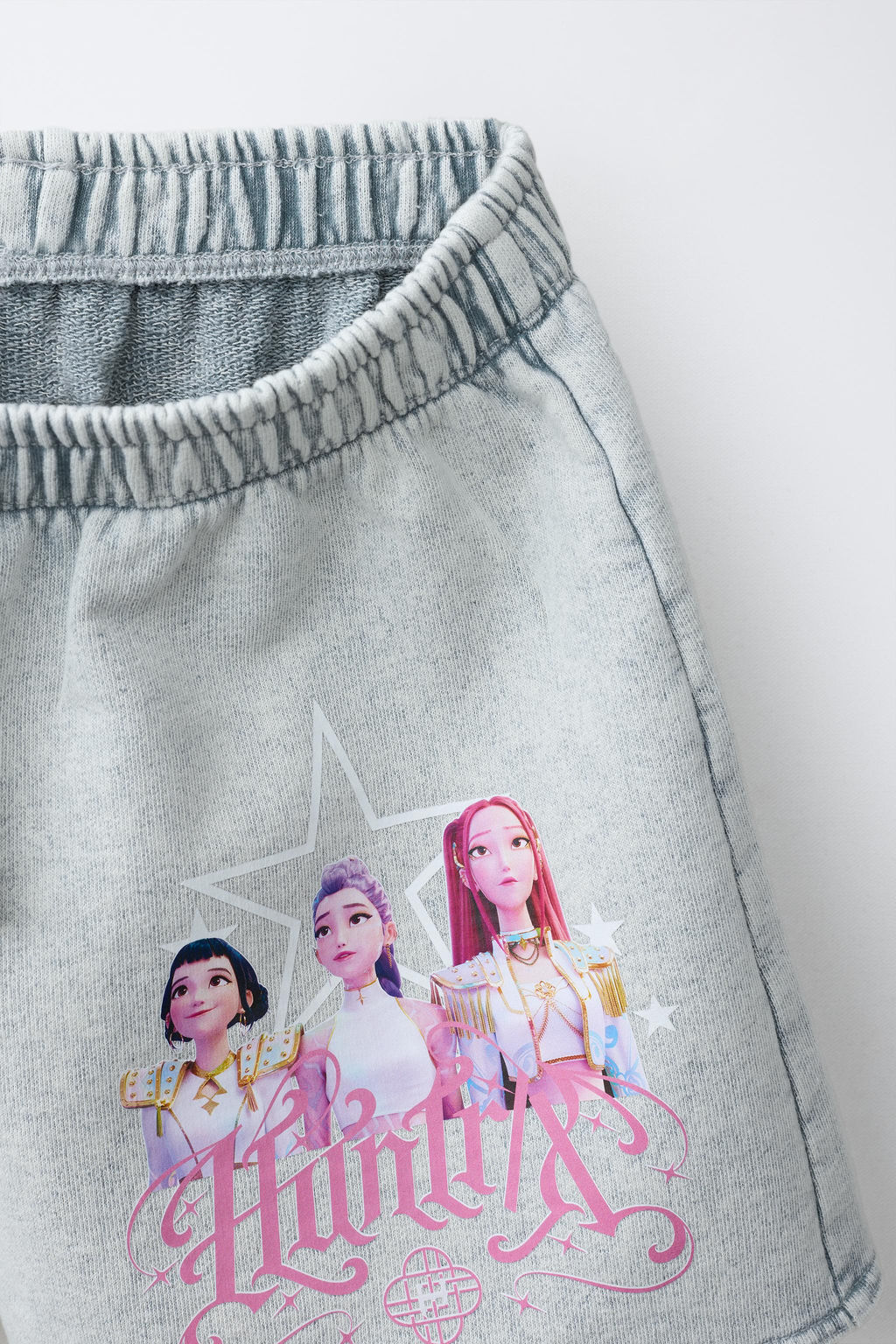 BERMUDA FELPA EFECTO LAVADO KPOP DEMON HUNTERS NETFLIX  / Gris medio - Zara фото 5