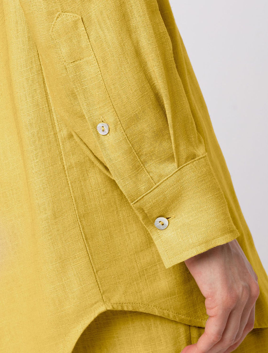 Блузка изо льна с вискозой