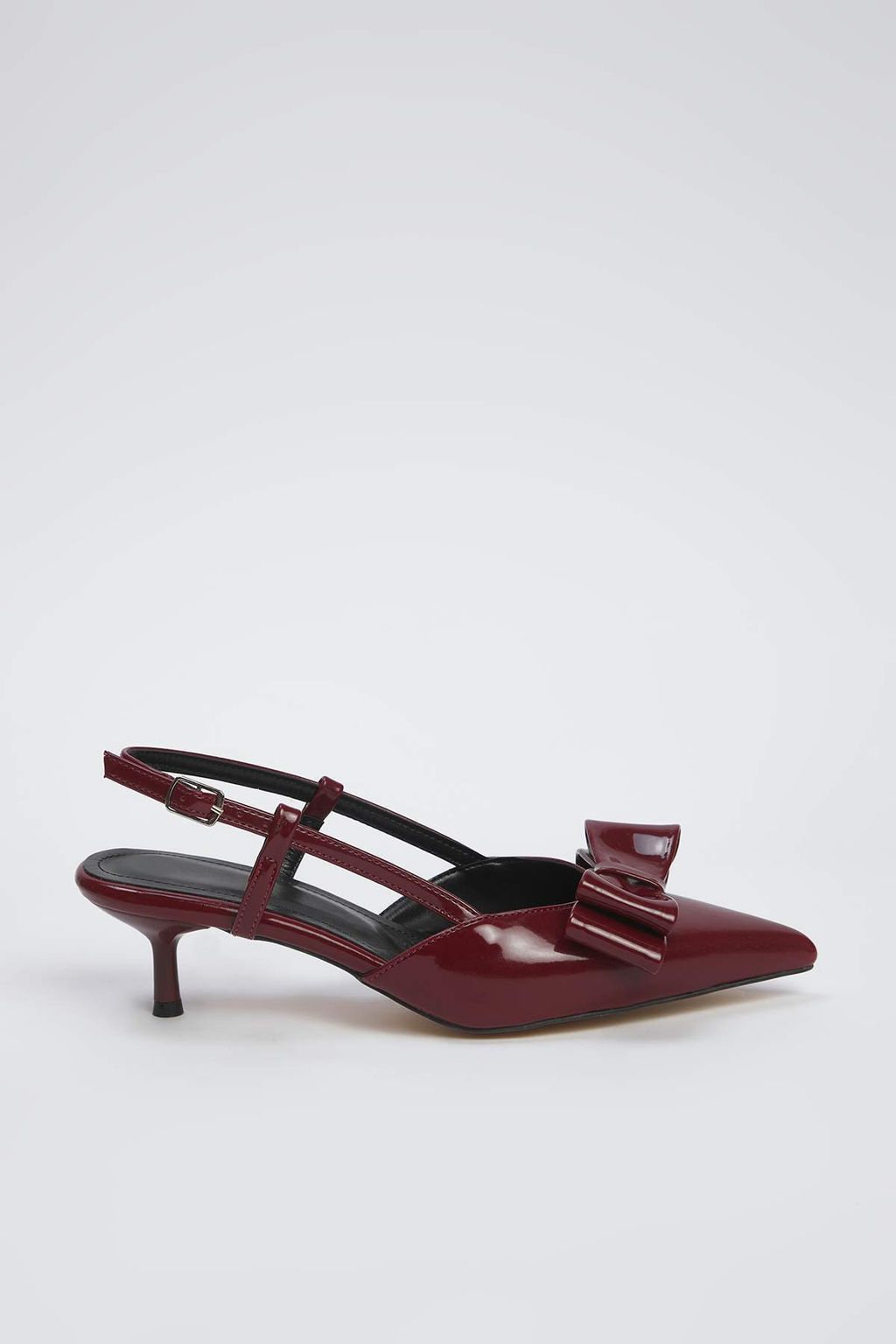 Trendyol Shoes Siyah Fiyonk Detayl? Rugan Kad?n Kitten Topuklu Ayakkab? TAKSS25TO00032 - Trendyolmilla фото 3