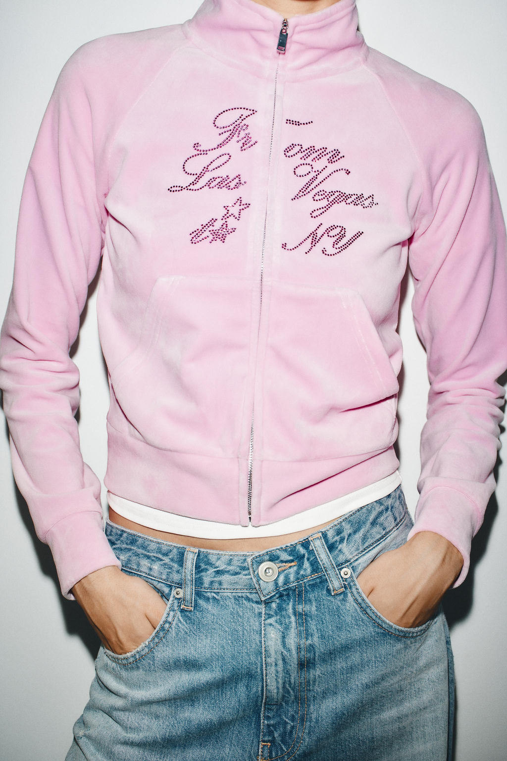 VELVET JACKET WITH TEXT - Zara фото 3