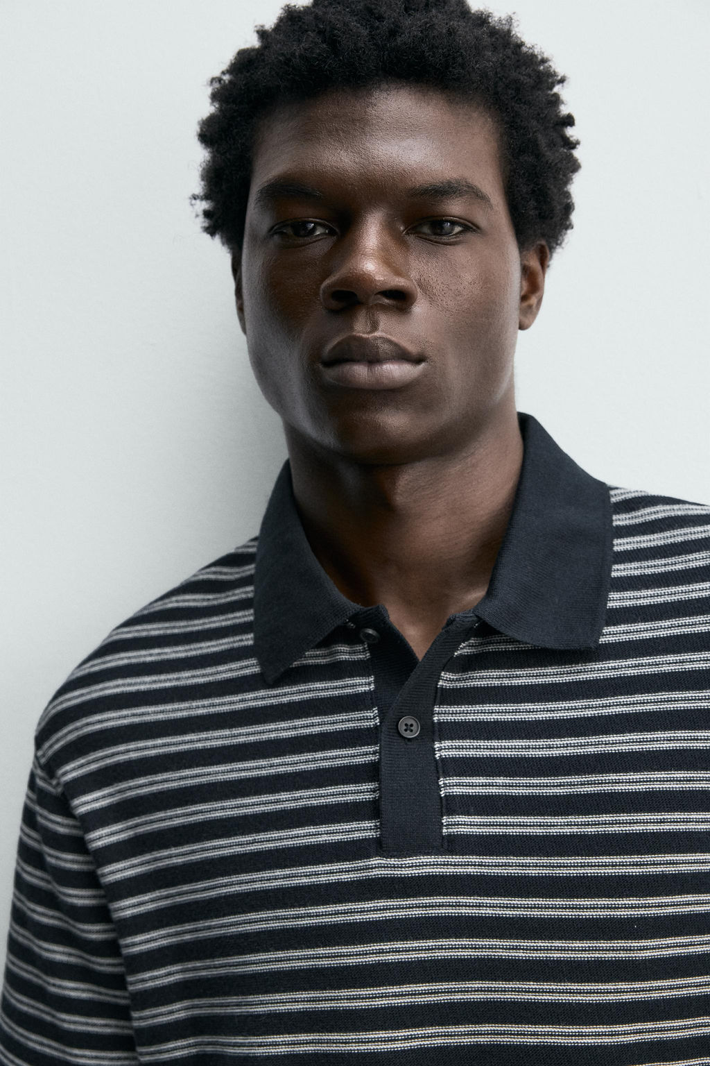 POLO REGULAR FIT JACQUARD RAYAS / Marino / Blanco - Zara фото 5