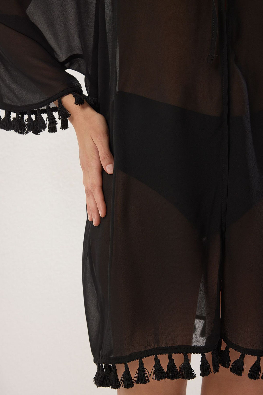 Siyah Dokuma Puskullu Sifon Plaj Kimono&Kaftan TBESS25KM00019 - Trendyolmilla фото 3