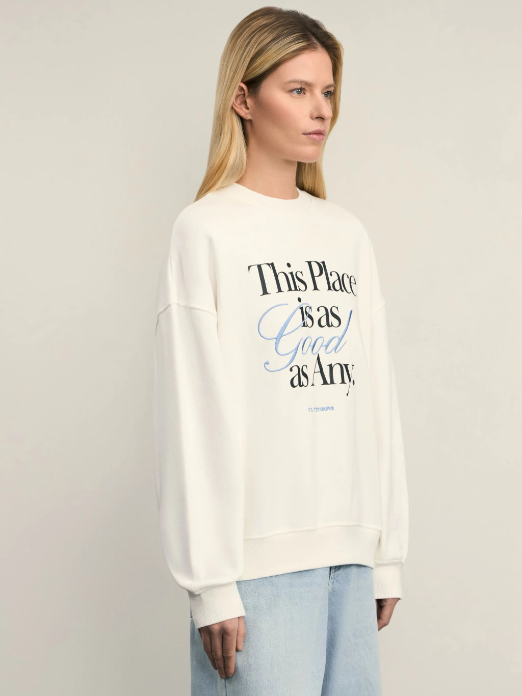 Свитшот оверсайз с принтом / Zarina фото 4