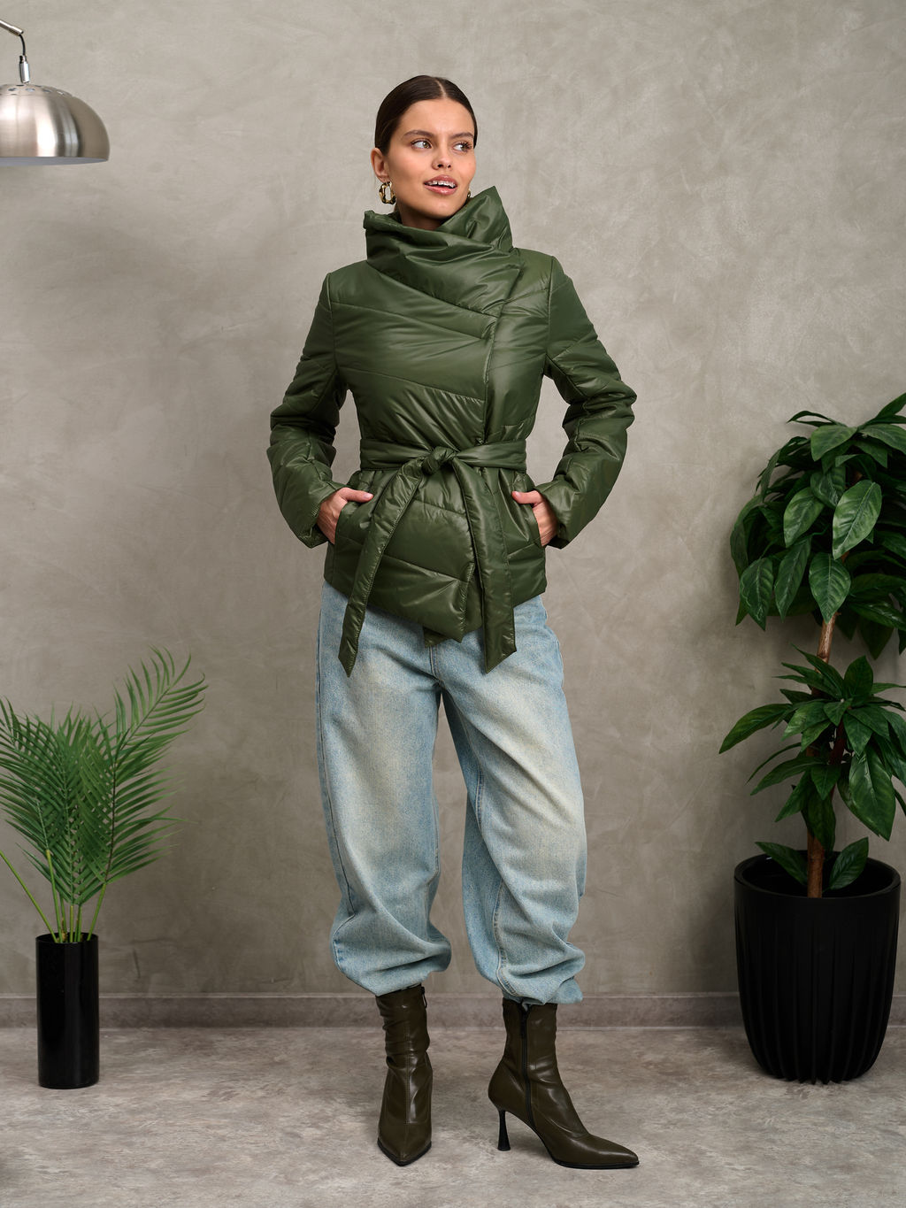 Куртка женская "Асимметрия" хаки