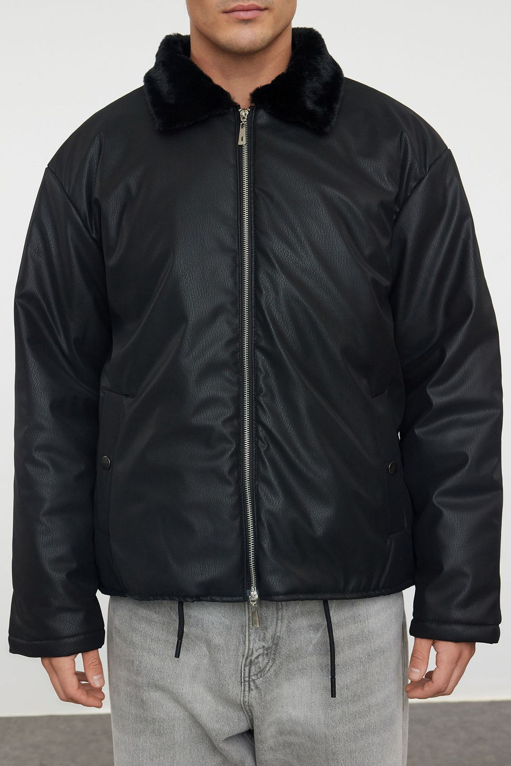TRENDYOL MAN Siyah Regular Fit Kurk Yakal? K?sl?k Suni Deri Mont TMNAW25MO00020 - Trendyolmilla фото 4
