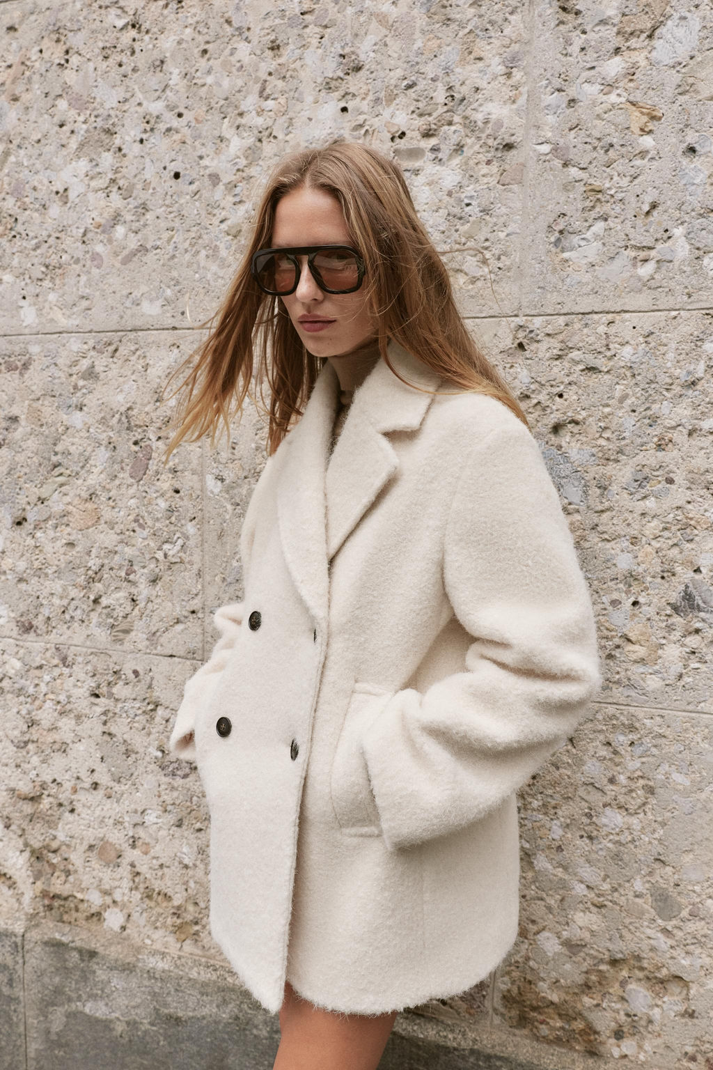 BOUCL_ DOUBLE-BREASTED MID-LENGTH COAT - Zara фото 6