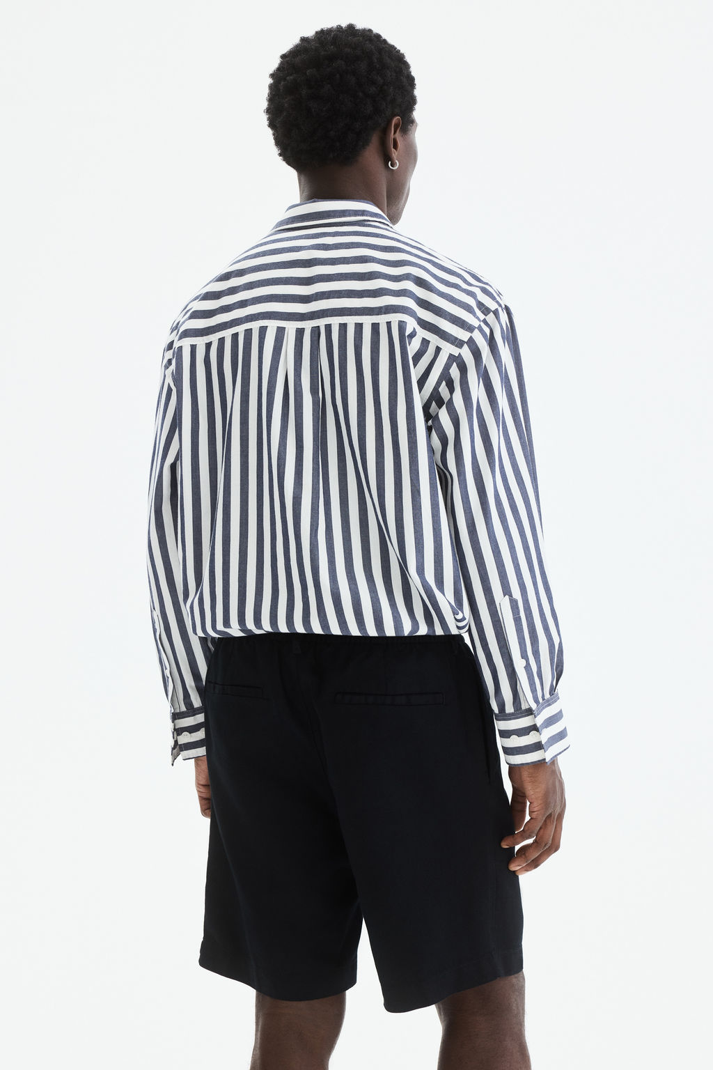 Pantal?n corto en mezcla de lino Relaxed Fit - H&m фото 7
