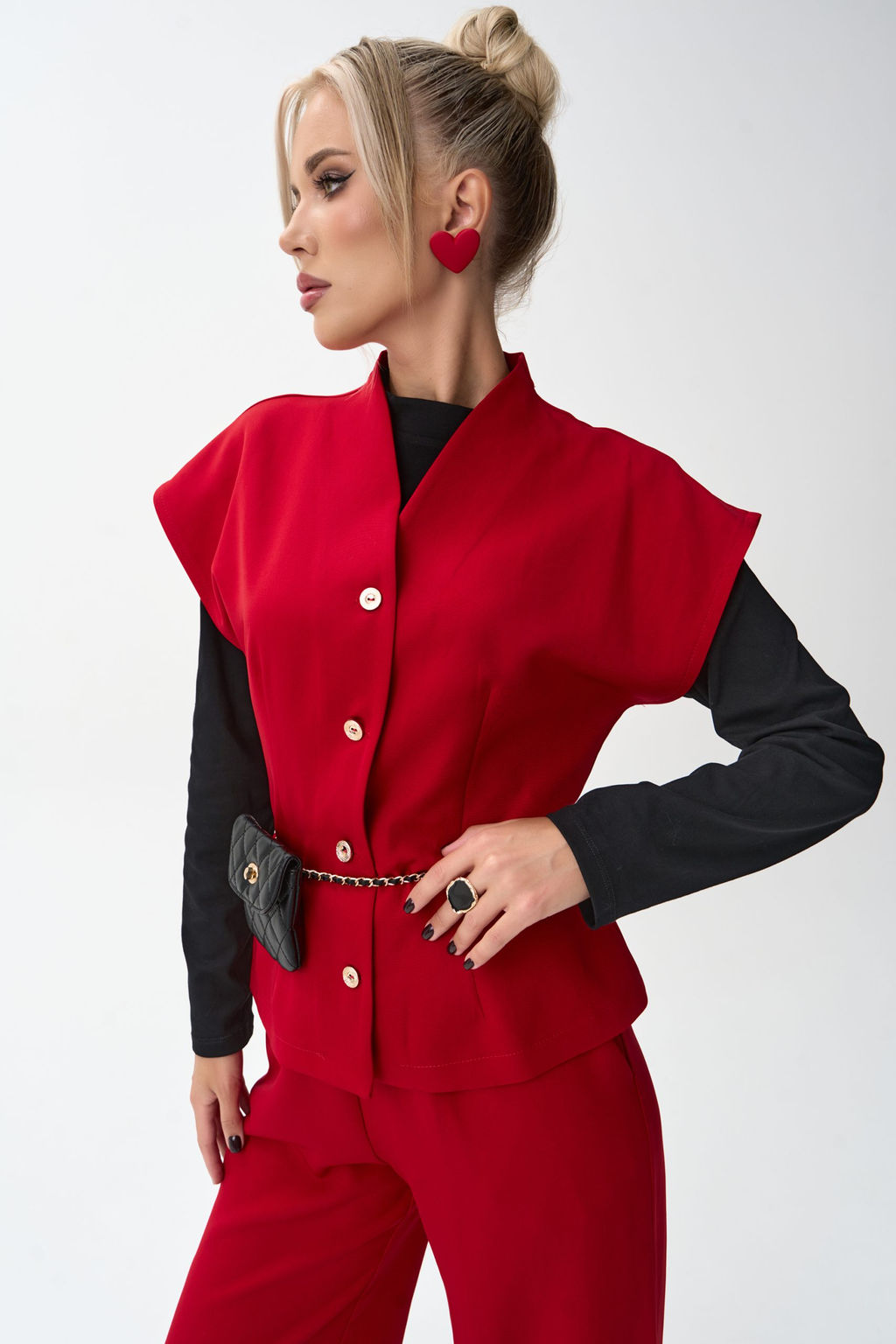 Жилет Джолин (красный) - Эльза фото 11