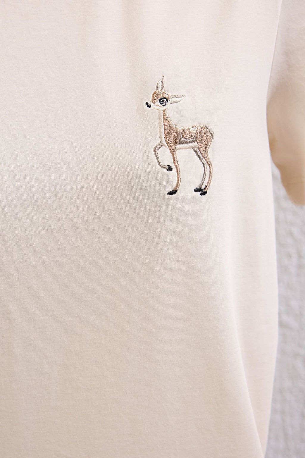 Tas %100 Pamuk Nak?sl? Regular/Normal Kal?p Orme T-Shirt TWOSS24TS00160