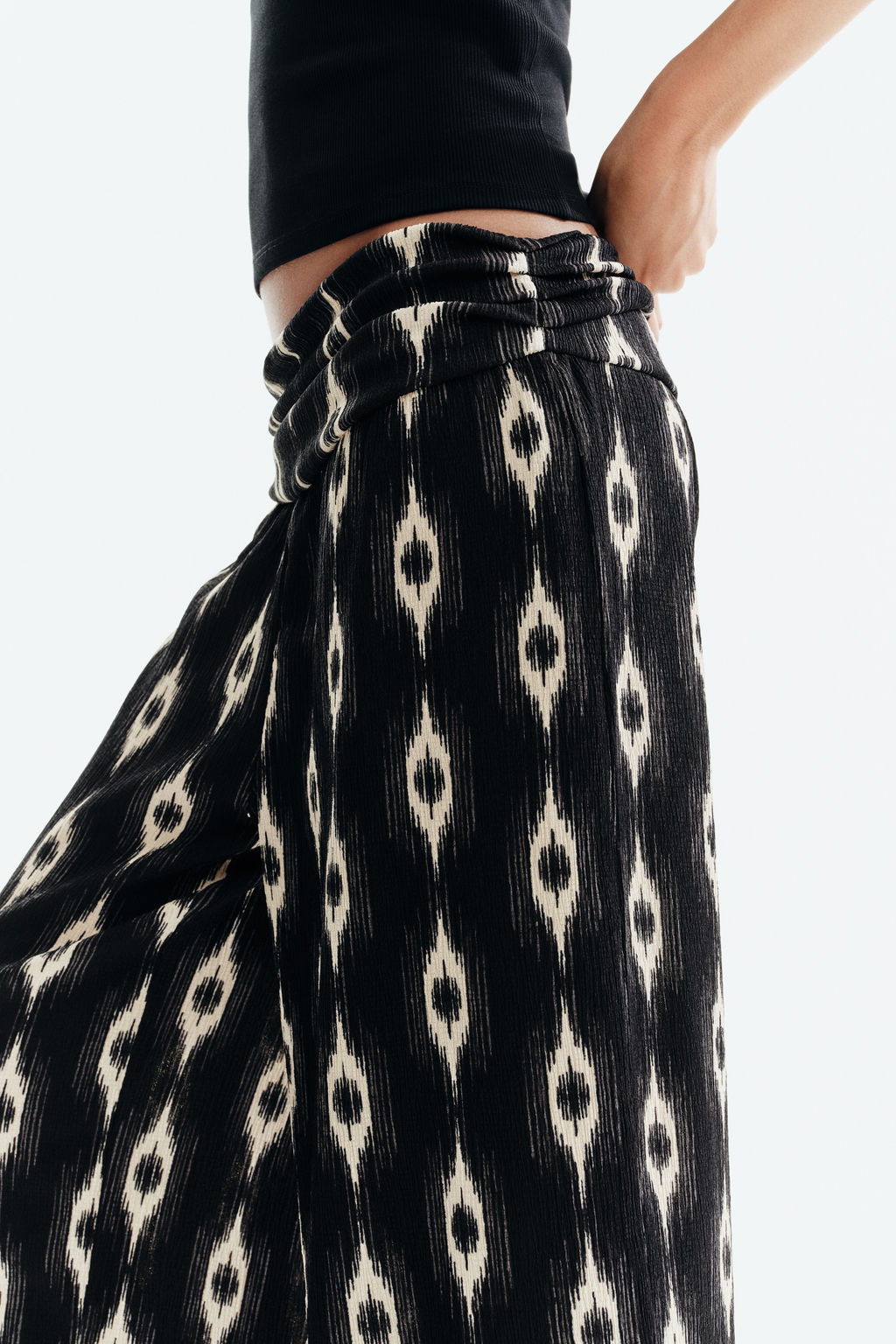Pantal?n amplio con cintura fruncida - H&m фото 8