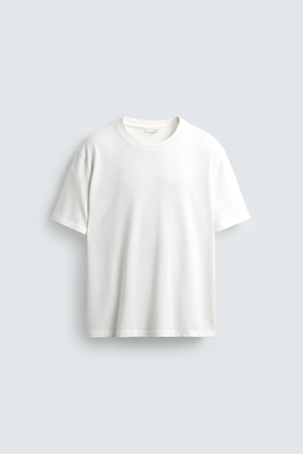 CROPPED FIT T-SHIRT