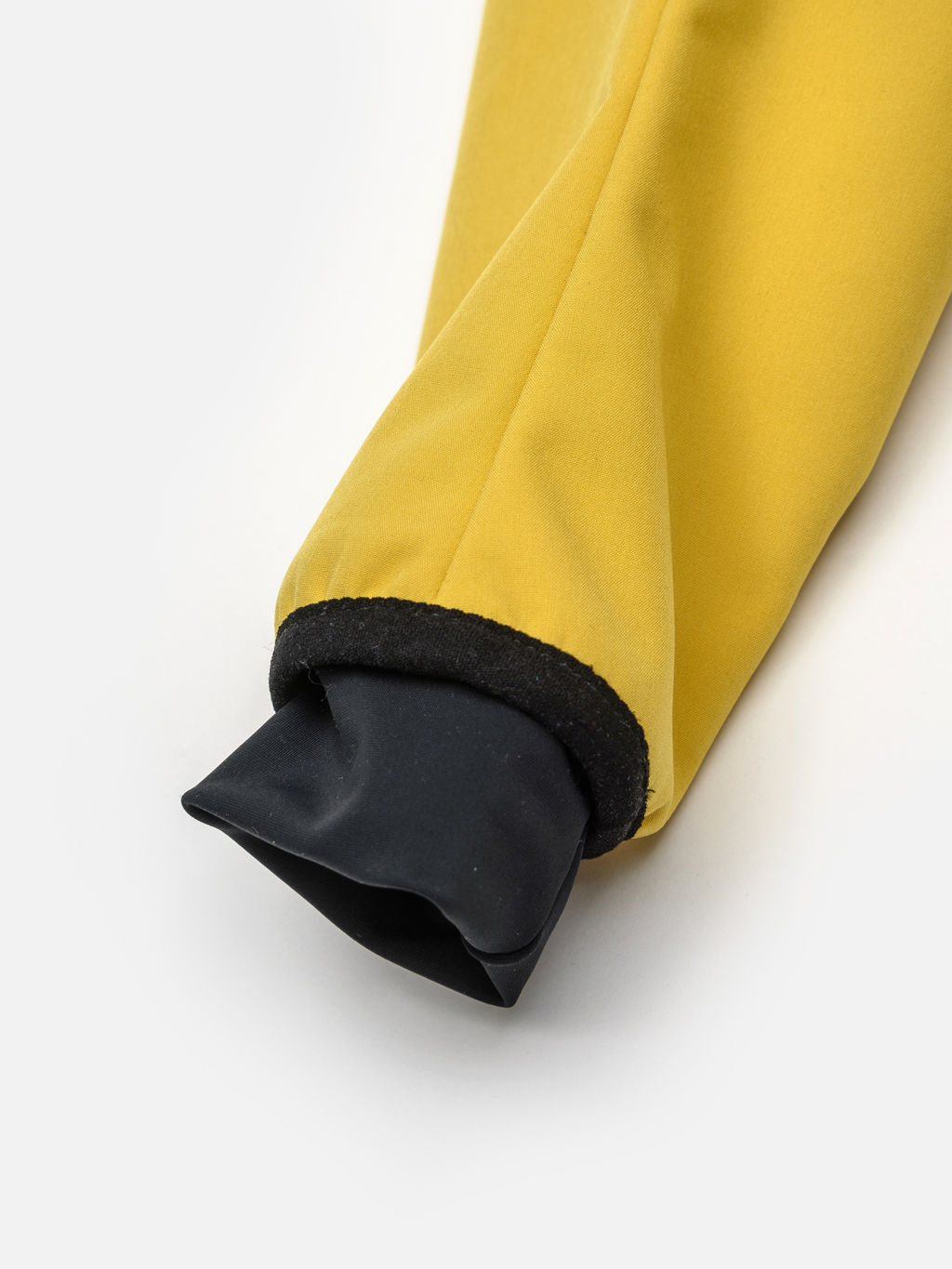 ВЕТРОВКА ВАЙС.