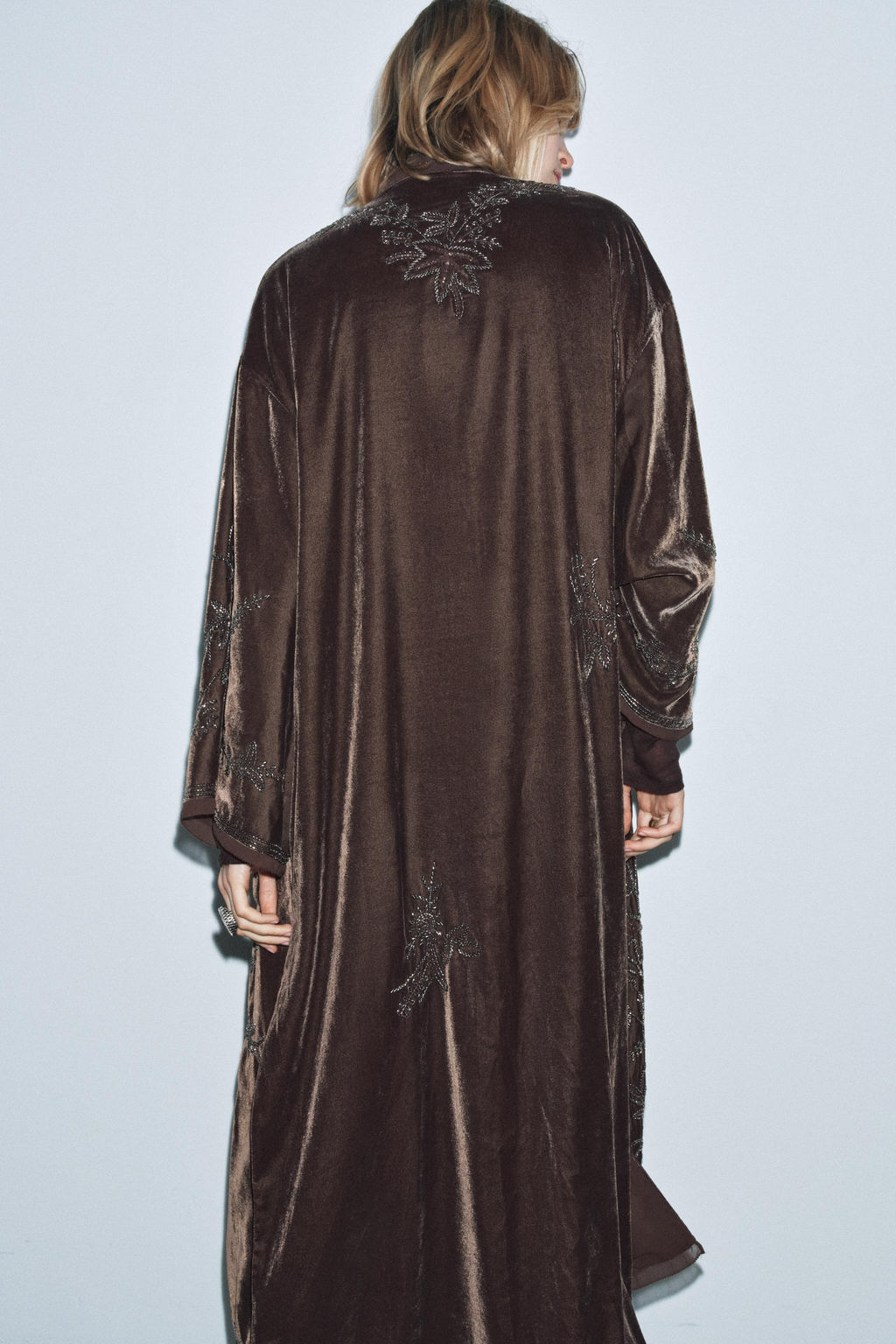 VELVET BEADED KIMONO - LIMITED EDITION - Zara фото 3