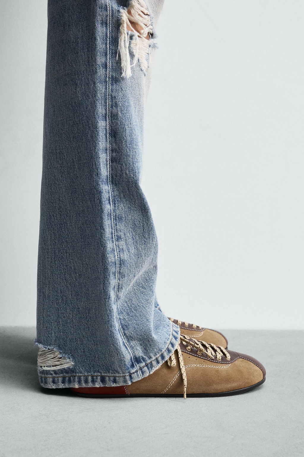 LEATHER TRAINERS HARRY LAMBERT FOR ZARA X DISNEY  фото 2