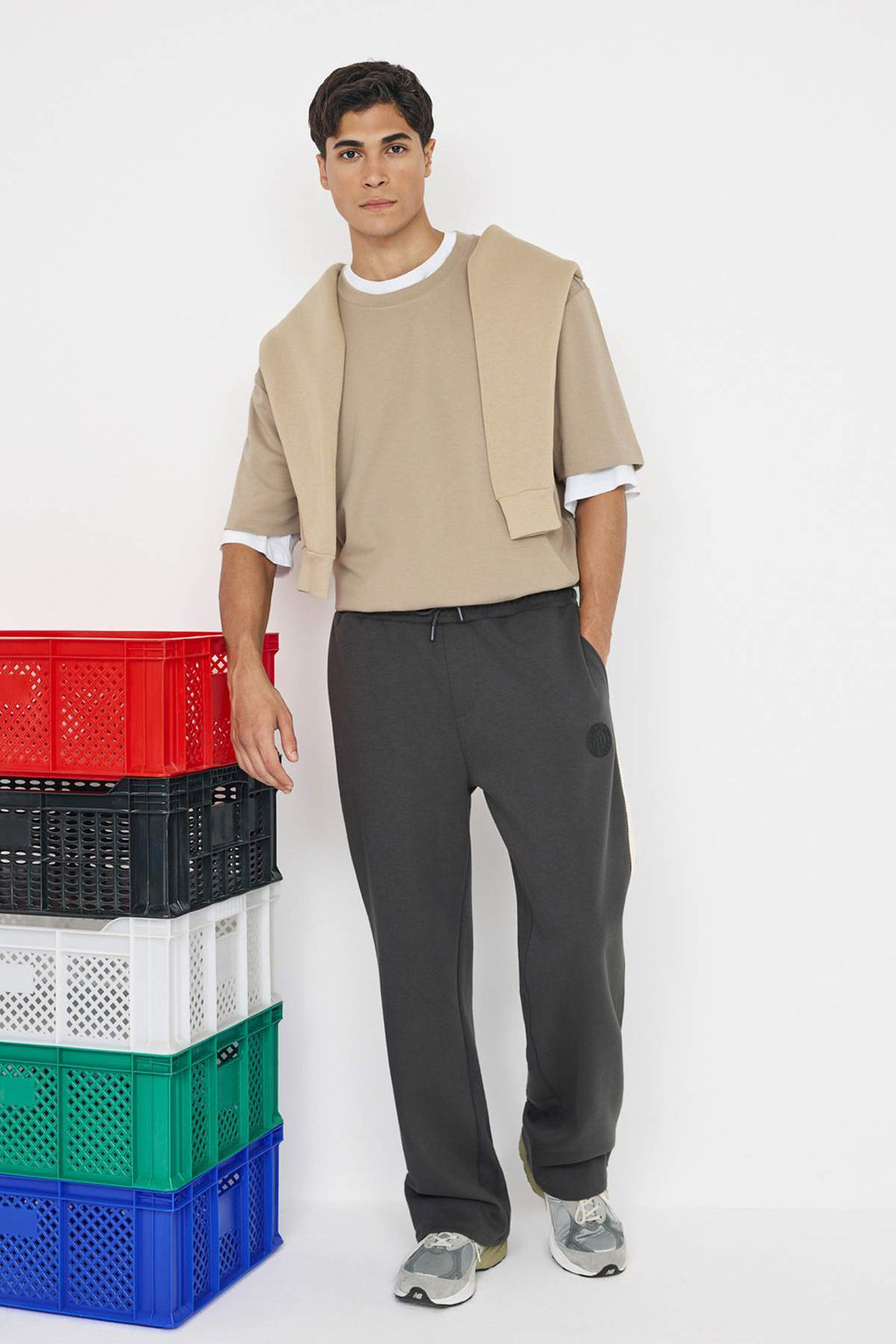 Teen Antrasit Straight Fit Serit Detayl? Slikon Etiketli Kal?n Esofman Alt? TMNAW26EA00000 - Trendyolmilla фото 2