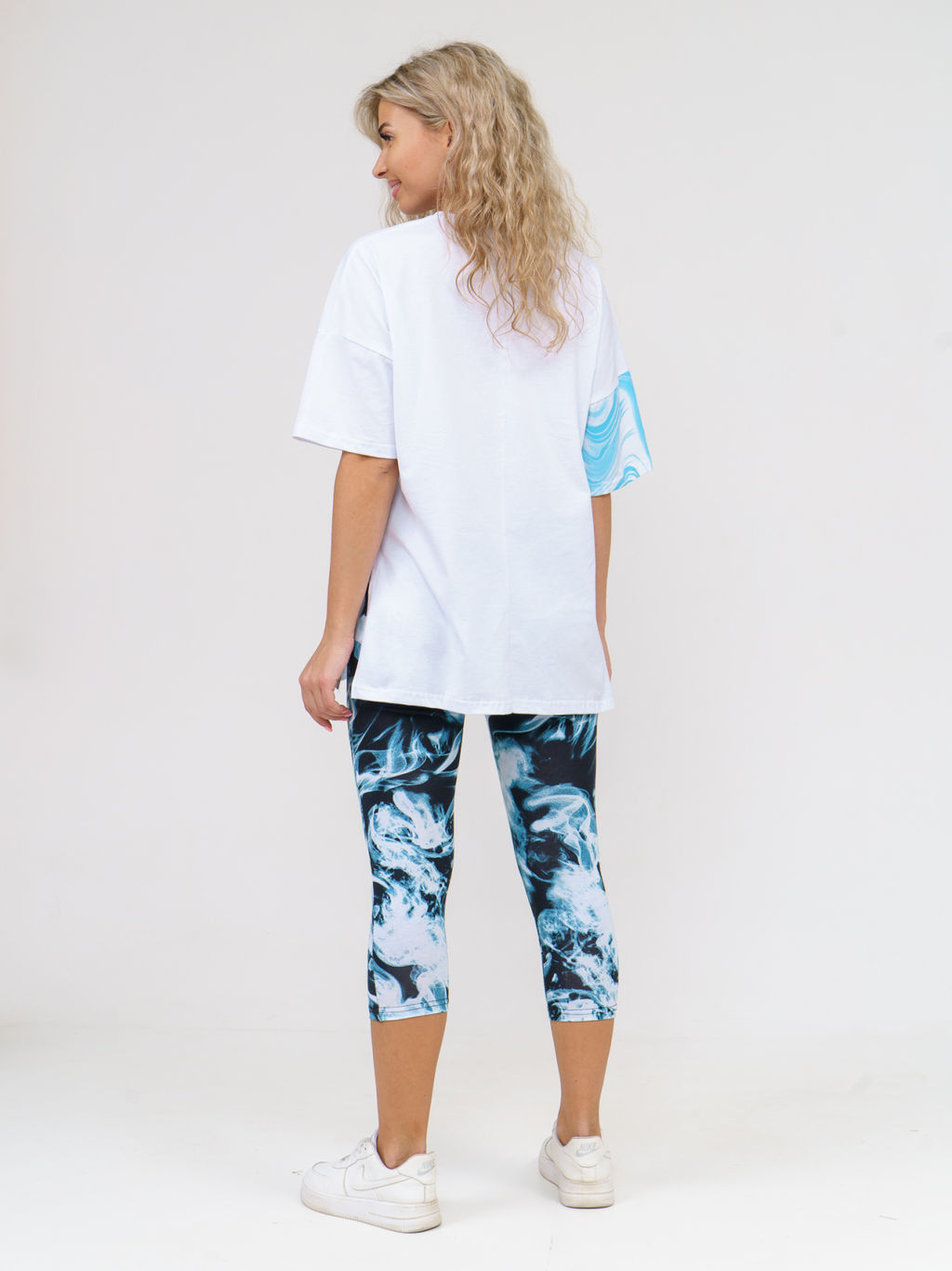 909 Костюм "белый/голубой"