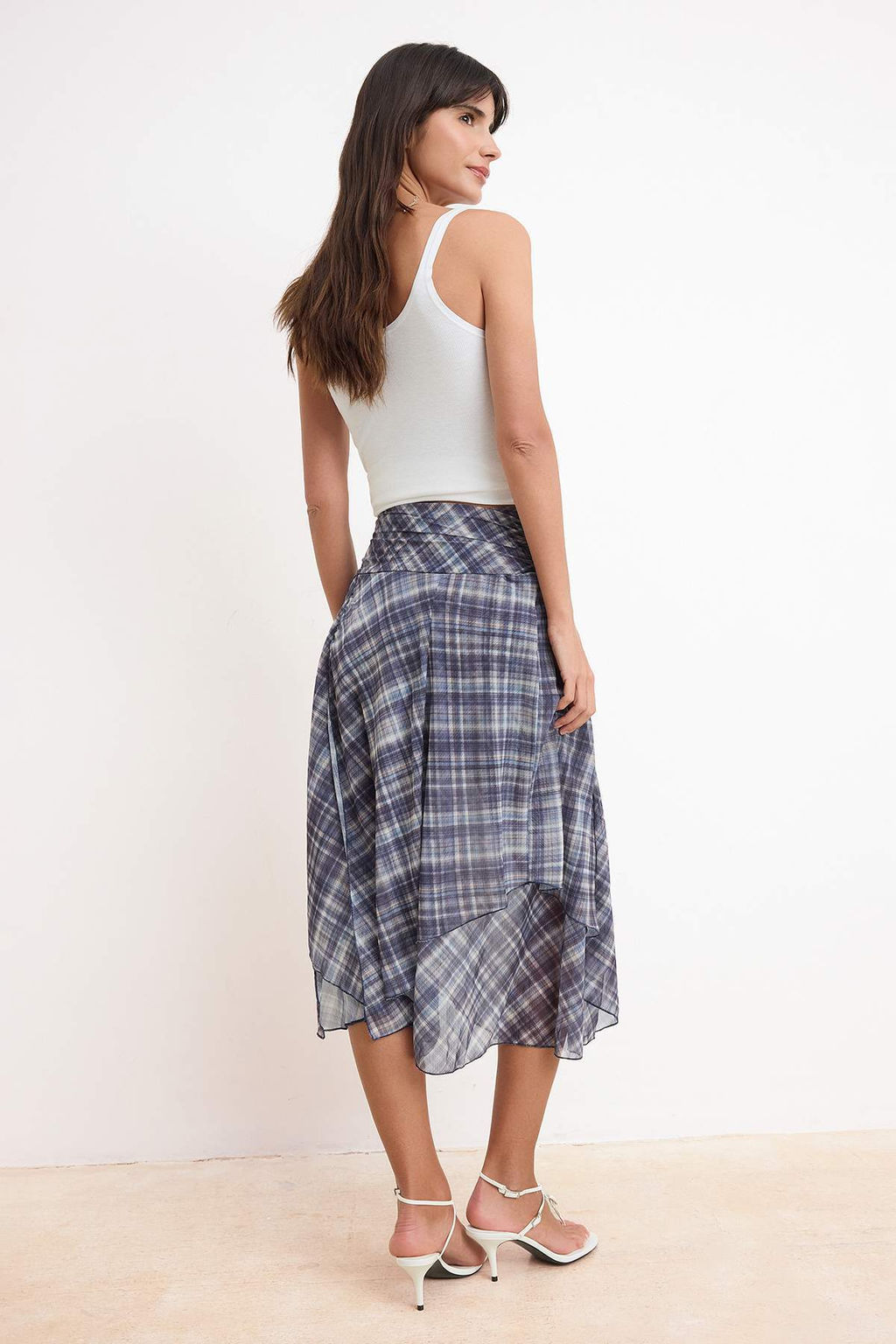 Mavi Sifon Ekoseli/Kareli Midi Asimetrik Astarl? Etek TWOSS26ET00104 - Trendyolmilla фото 4